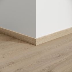 BERRYALLOC PLINT TRENDLINE 8V4 LILY OAK 12X60X2400MM