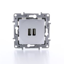 LEGRAND DUBBELE USB-LADER NILOE GRIJS