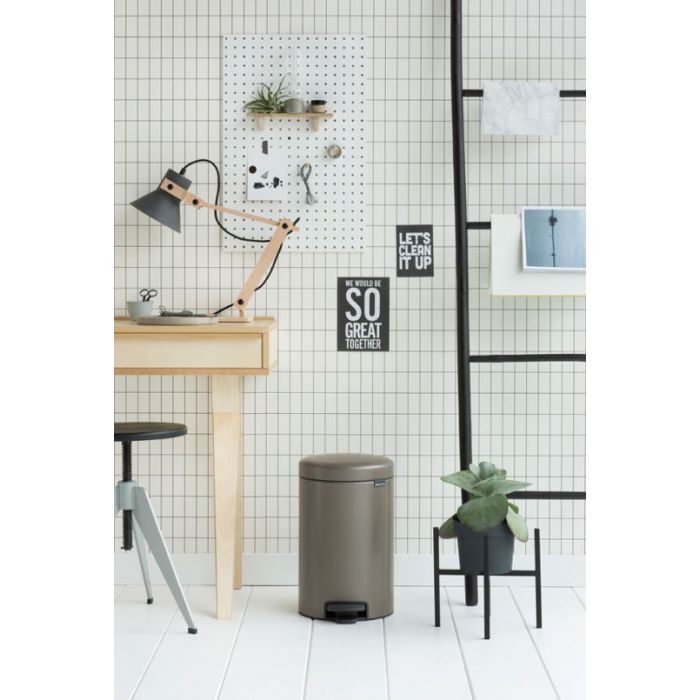 Brabantia Poubelle a pedale newIcon 30L 8710755114540